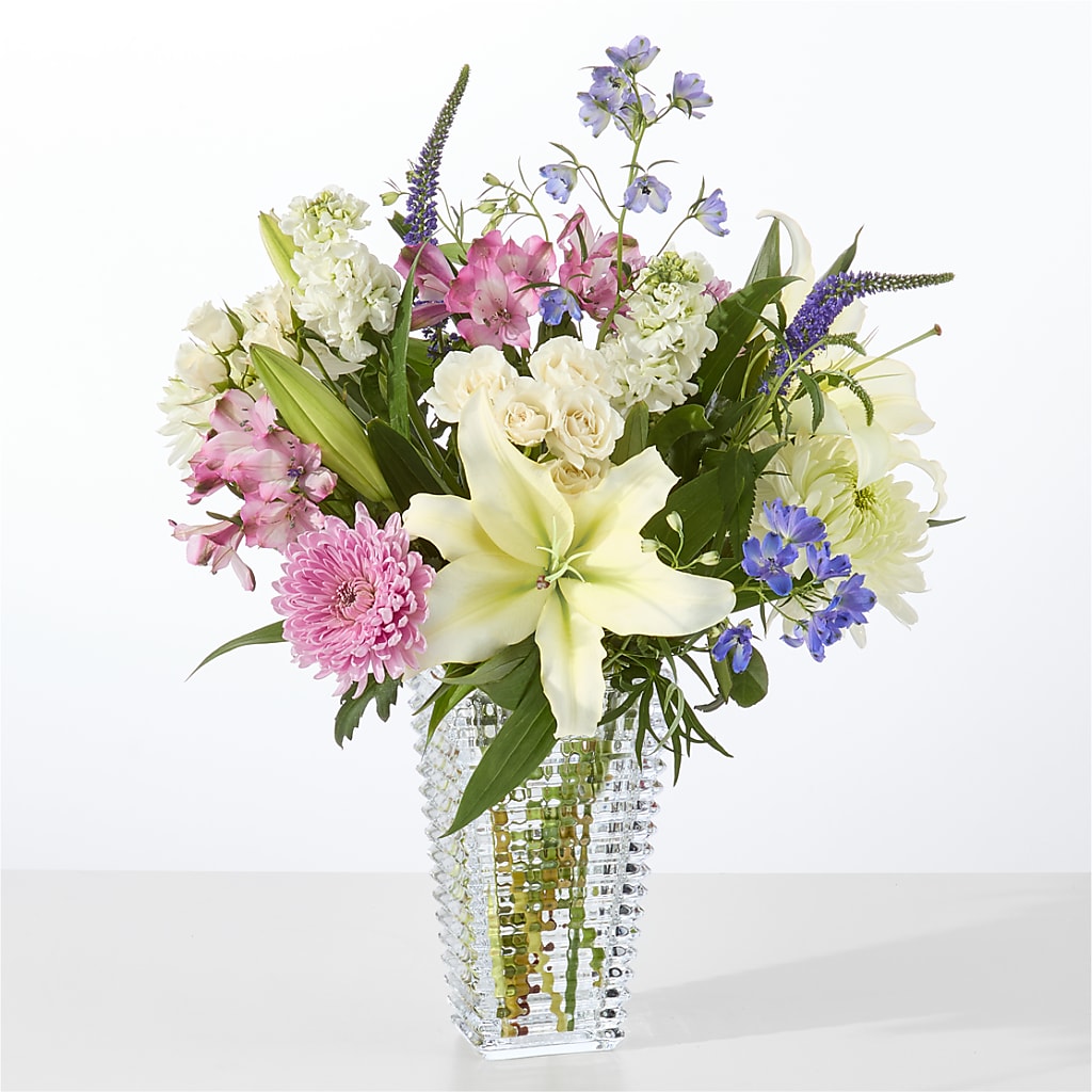 Winter Celebration Bouquet – New Life Flower And Gifts, Rincon GA