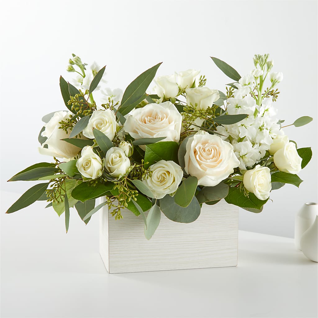 Fresh Linen Box Bouquet – New Life Flower And Gifts, Rincon GA