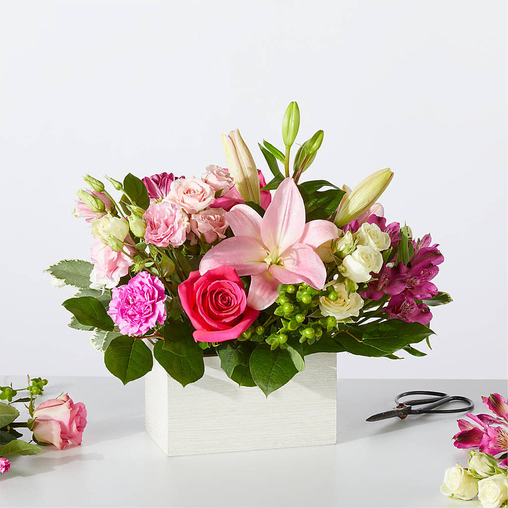 Sweetberry Box – A Florist Original – New Life Flower And Gifts, Rincon GA