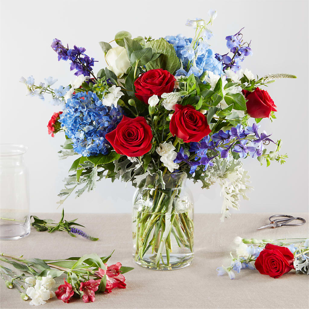 Star Spangled - A Florist Original – New Life Flower And Gifts, Rincon GA