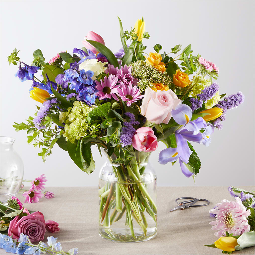 Pastel Tradition - A Florist Original – New Life Flower And Gifts, Rincon GA