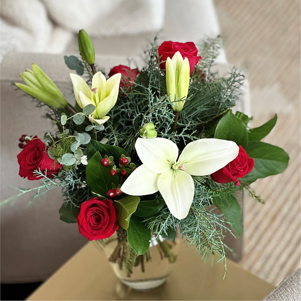 Glittering Lights Bouquet – New Life Flower And Gifts, Rincon GA