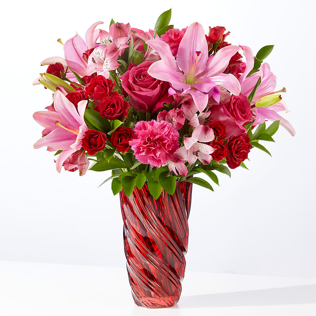 In Love Bouquet with Luxe Swirl Vase – New Life Flower And Gifts, Rincon GA