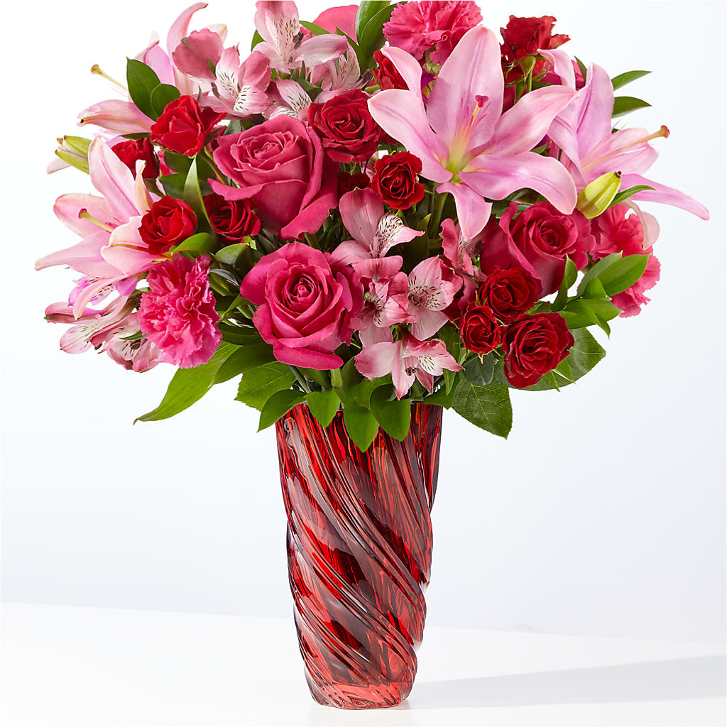 In Love Bouquet with Luxe Swirl Vase – New Life Flower And Gifts, Rincon GA