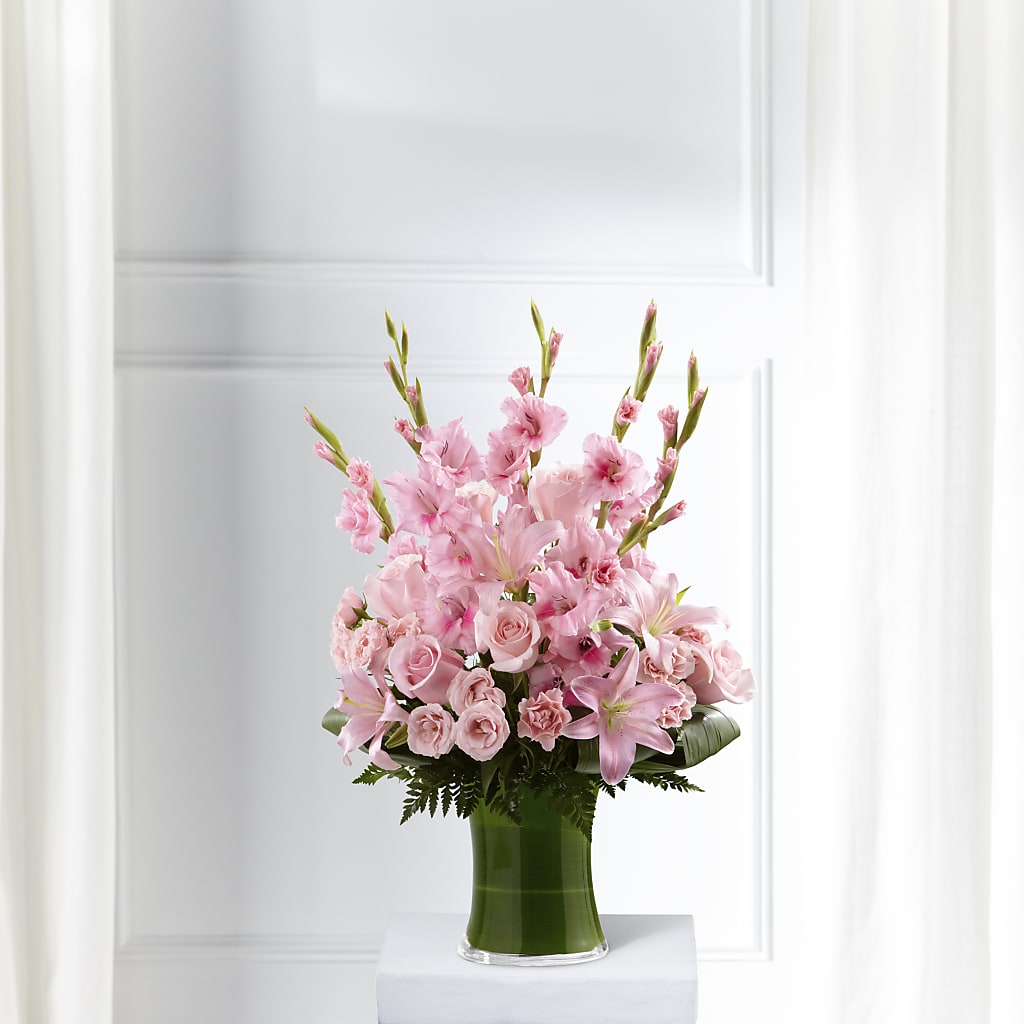 Lovely Tribute Bouquet – New Life Flower And Gifts, Rincon GA