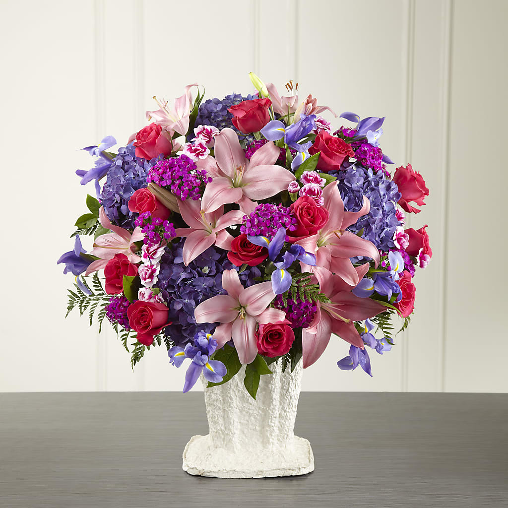 We Fondly Remember Arrangement – New Life Flower And Gifts, Rincon GA