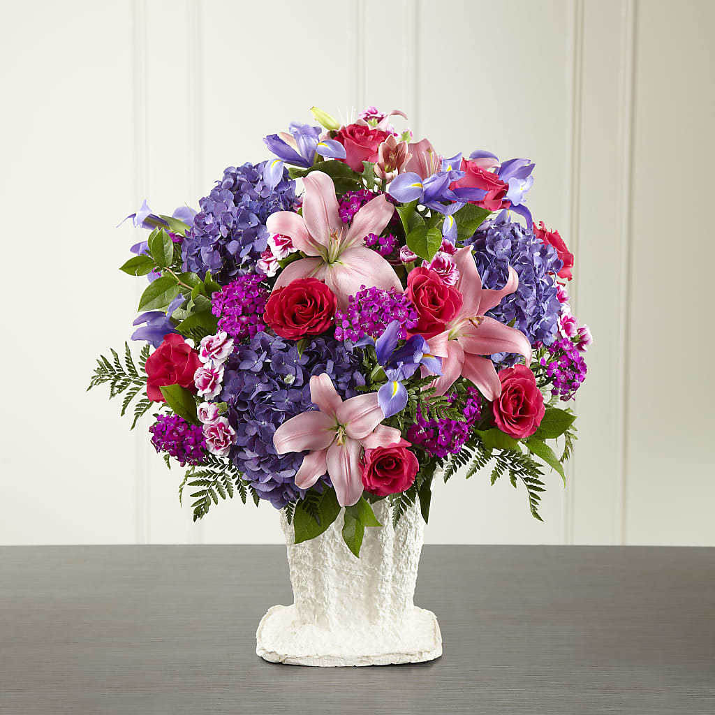 We Fondly Remember Arrangement – New Life Flower And Gifts, Rincon GA