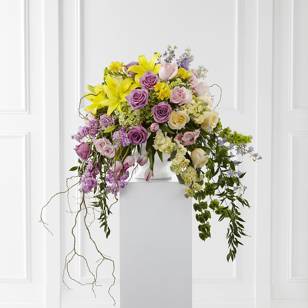 Display of Affection Arrangement – New Life Flower And Gifts, Rincon GA