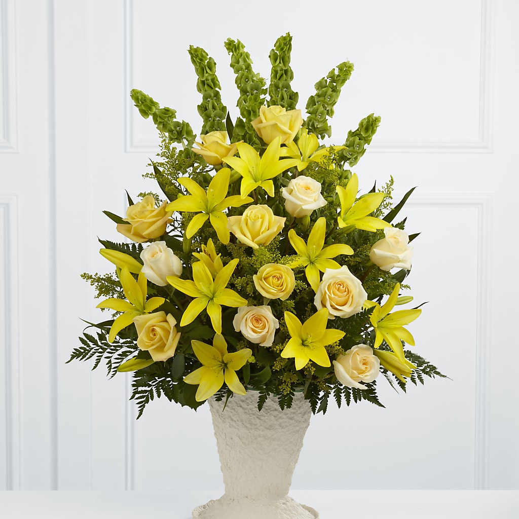 Golden Memories Arrangement – New Life Flower And Gifts, Rincon GA