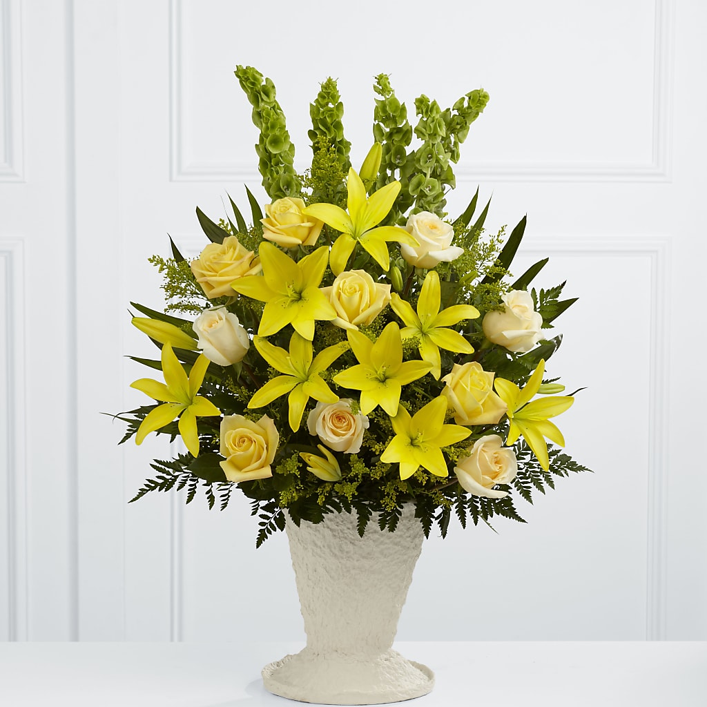 Golden Memories Arrangement – New Life Flower And Gifts, Rincon GA