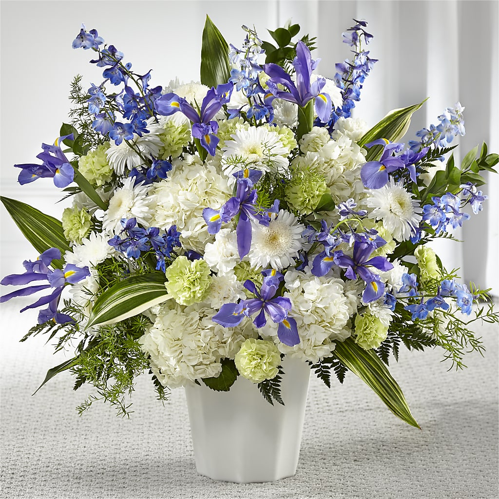 Soft Serenity Floor Basket – New Life Flower And Gifts, Rincon GA