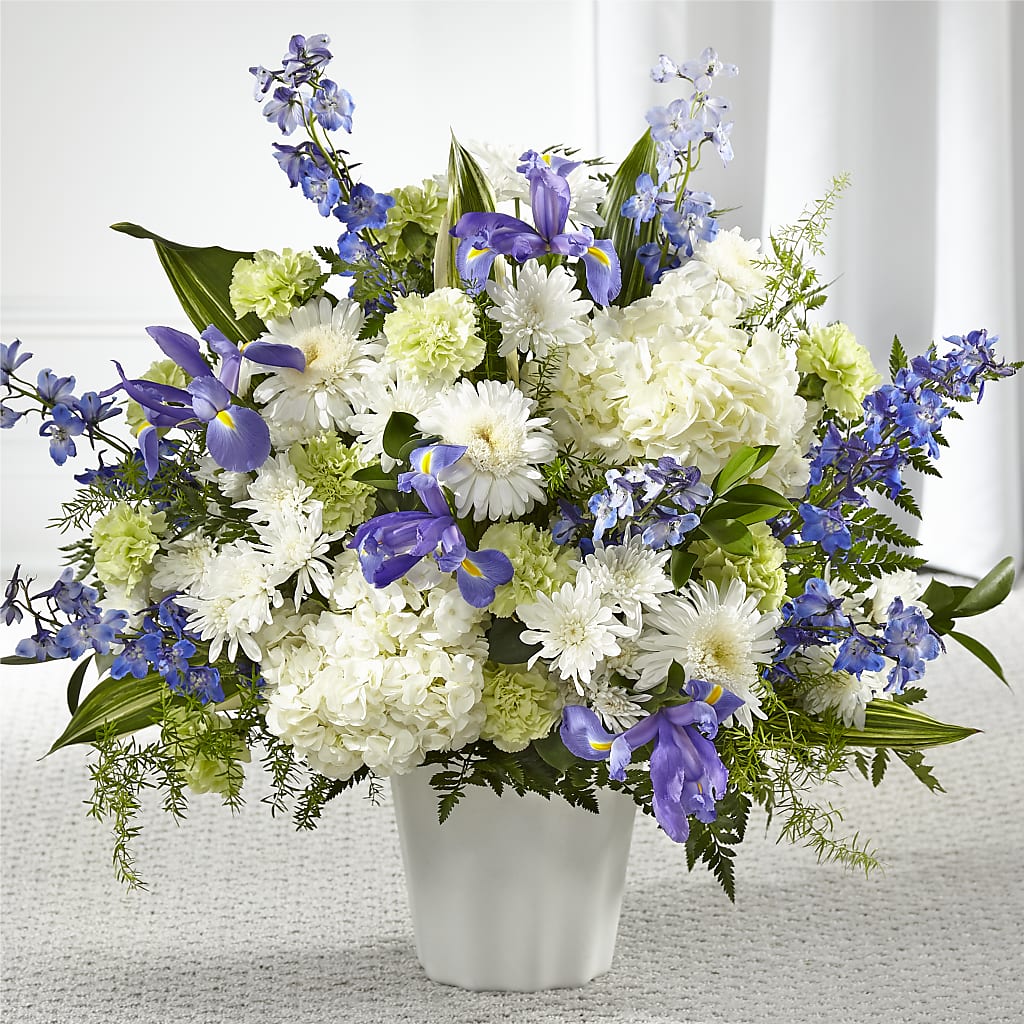 Soft Serenity Floor Basket – New Life Flower And Gifts, Rincon GA