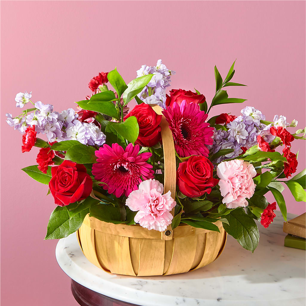 Pink Picnic Basket – New Life Flower And Gifts, Rincon GA