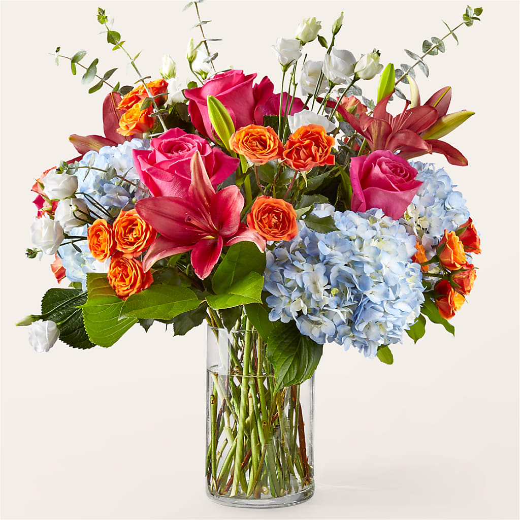 Awestruck Luxury Bouquet – New Life Flower And Gifts, Rincon GA