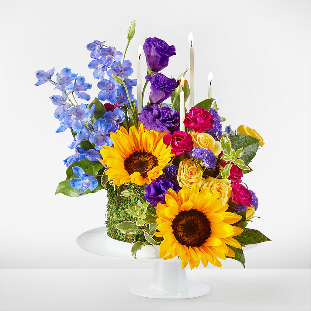 Star of the Day Floral Cake – New Life Flower And Gifts, Rincon GA