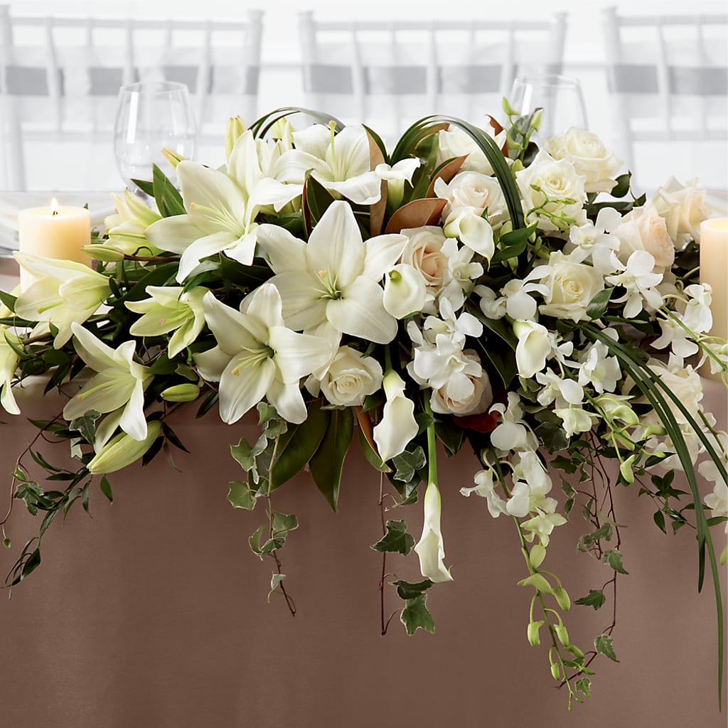 White Linen Arrangement – New Life Flower And Gifts, Rincon GA