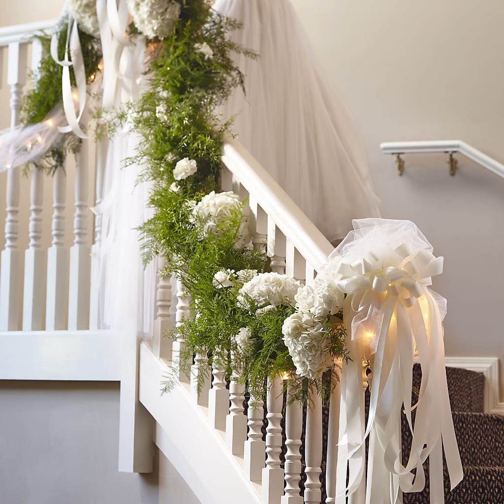 Champagne Dreams Garland – New Life Flower And Gifts, Rincon GA