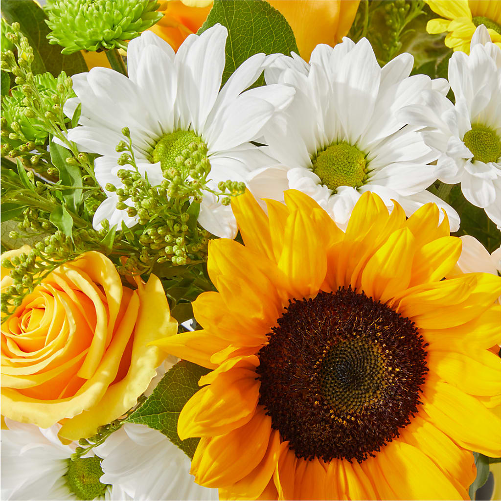 Be Happy Bouquet –  New Life Flower And Gifts, Rincon GA