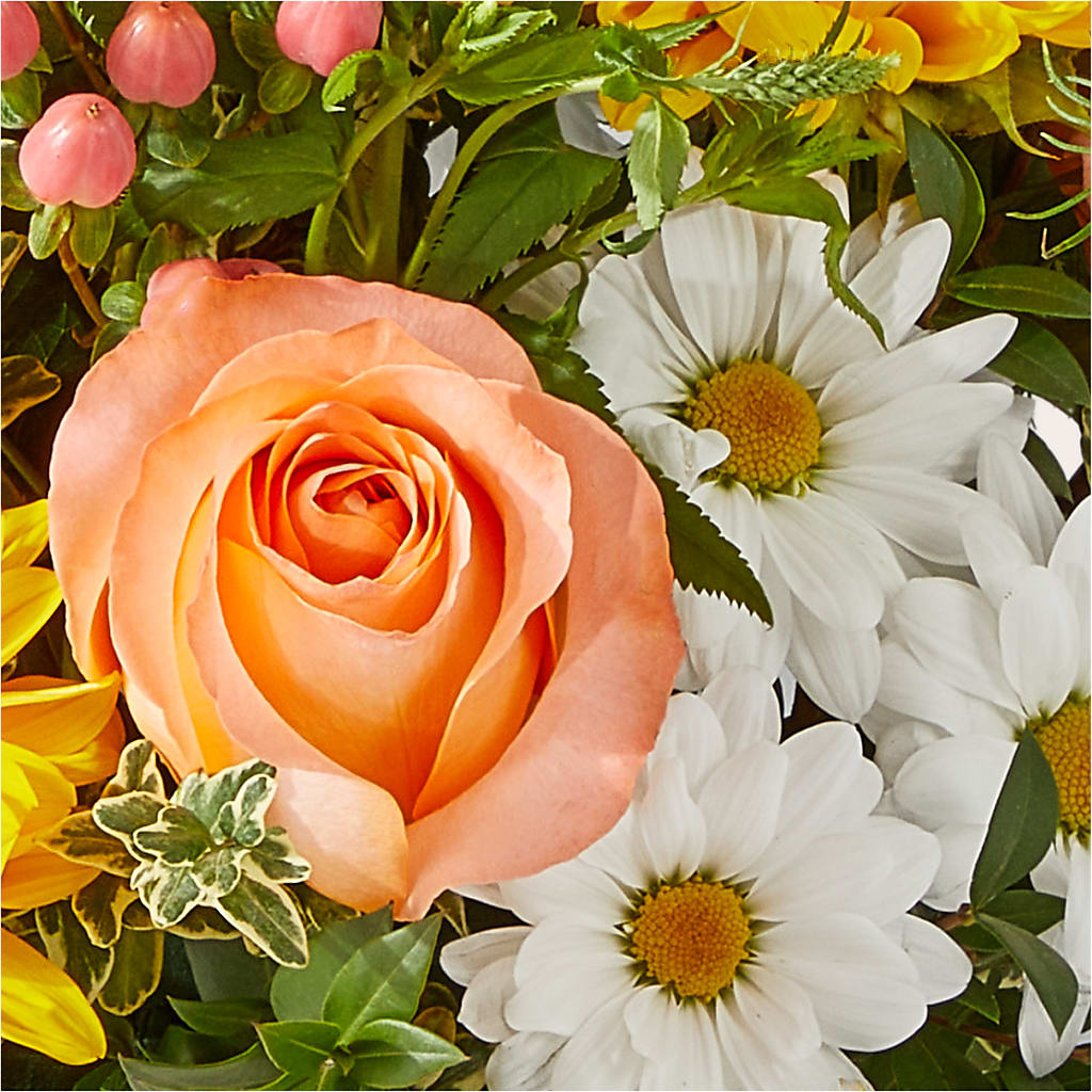 The Good Life Bouquet –  New Life Flower And Gifts, Rincon GA