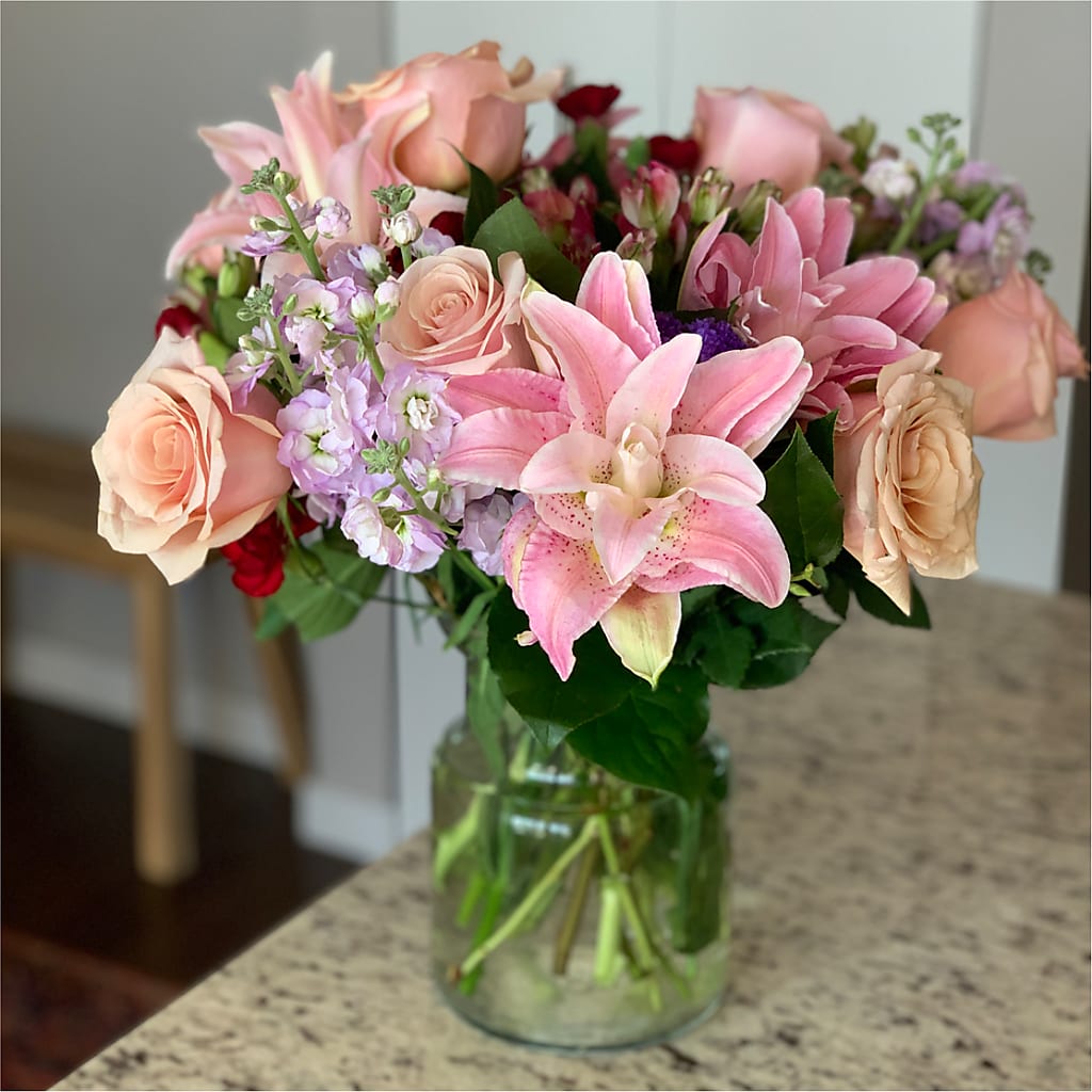 Romantique Bouquet –  New Life Flower And Gifts, Rincon GA