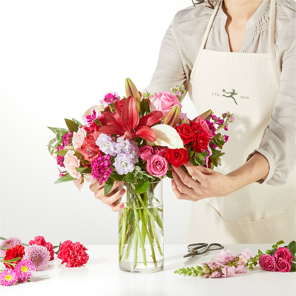 Swooning Over You - A Luxury Florist Original –  New Life Flower And Gifts, Rincon GA