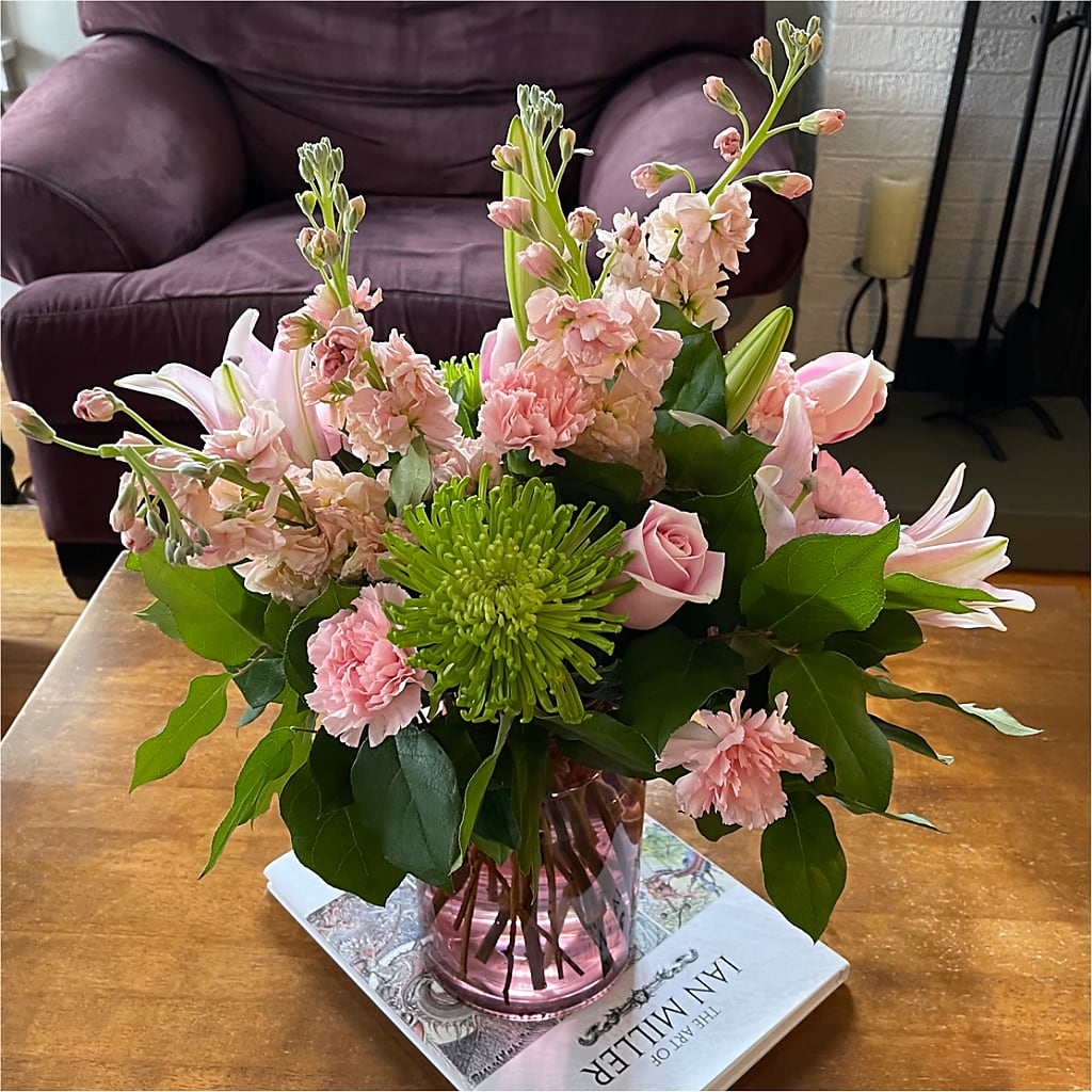Pretty in Pink Bouquet –  New Life Flower And Gifts, Rincon GA
