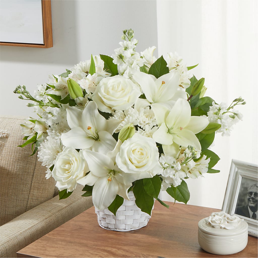Peaceful Reflections Arrangement –  New Life Flower And Gifts, Rincon GA