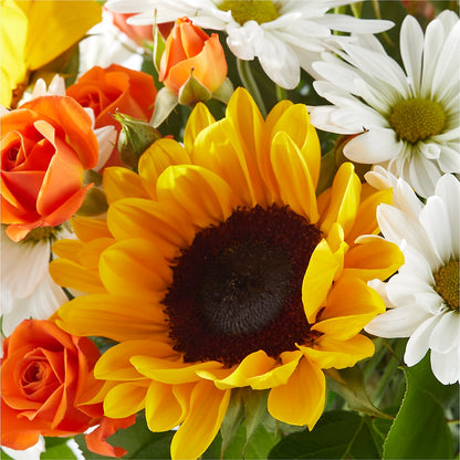 Sun-drenched Blooms Bouquet –  New Life Flower And Gifts, Rincon GA