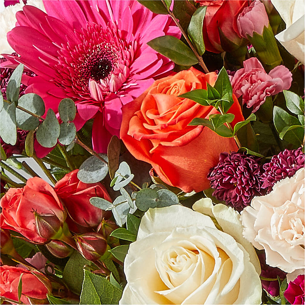 Smell the Roses Bouquet –  New Life Flower And Gifts, Rincon GA
