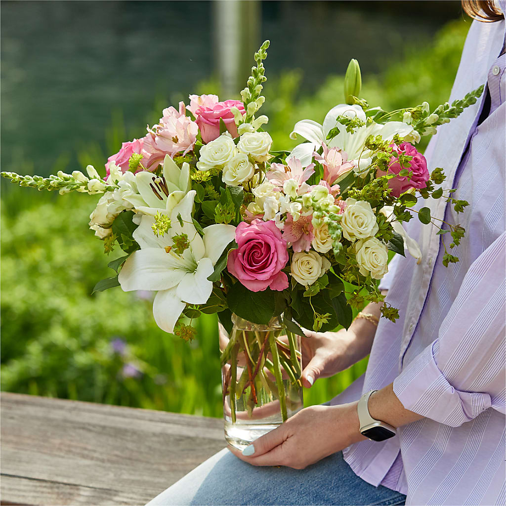 Fondly Bouquet –  New Life Flower And Gifts, Rincon GA