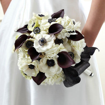To Have and To Hold Bouquet –  New Life Flower And Gifts, Rincon GA